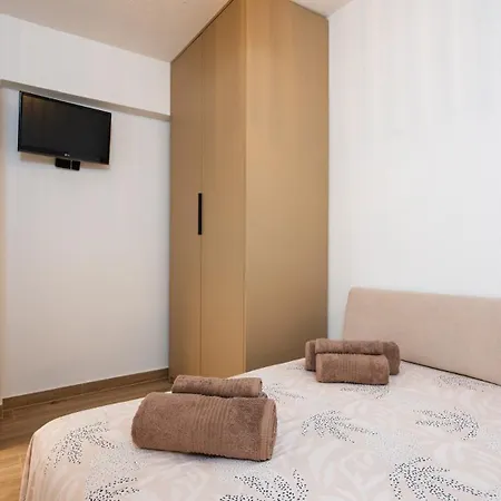Summer Apartment *